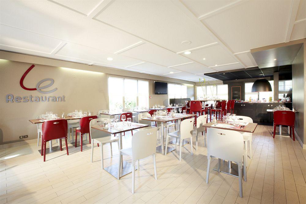 Campanile Angers Ouest - Beaucouze Hotel Restaurant photo